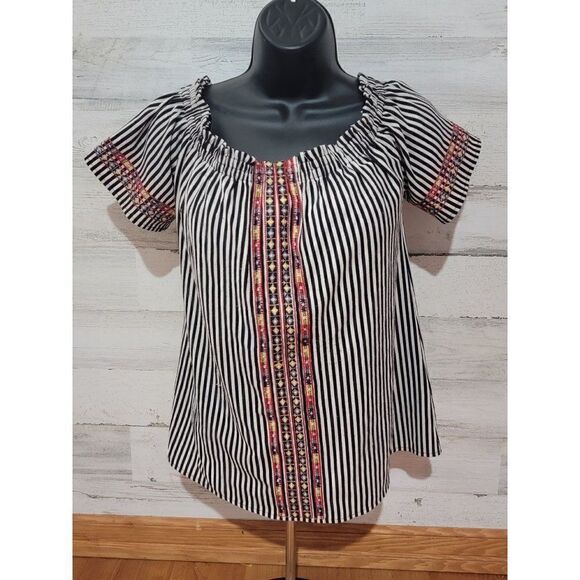 THML Botique Off The Shoulder Embroidered Blouse Womens Small - Picture 1 of 5